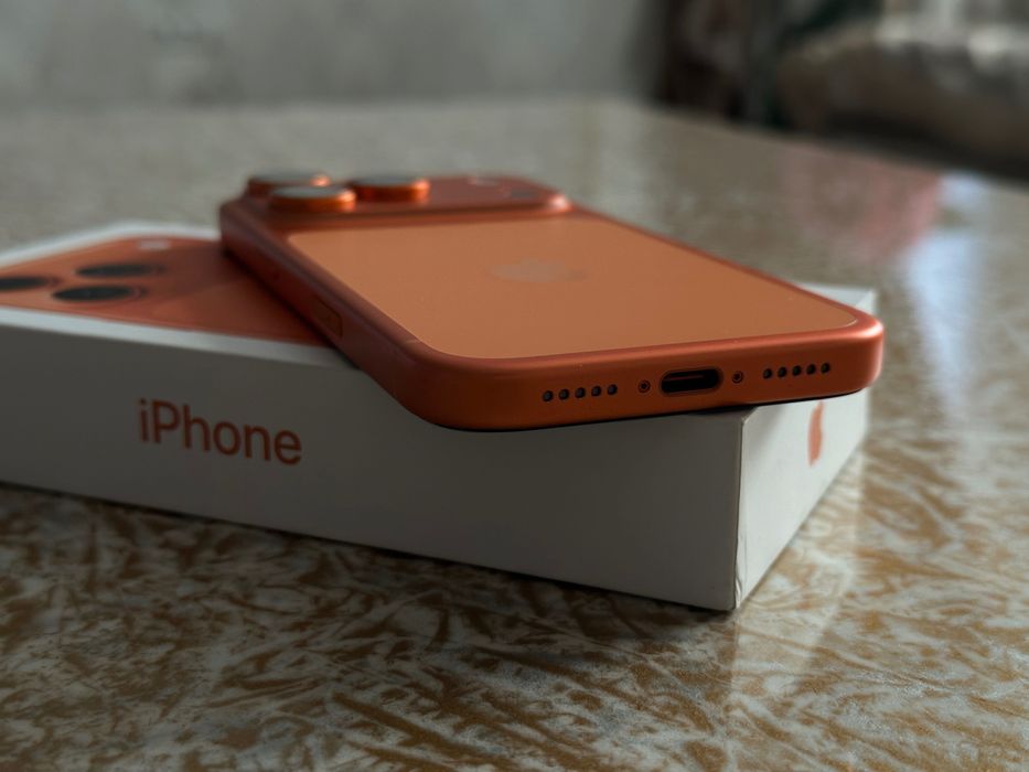 iPhone 17 pro 256гб