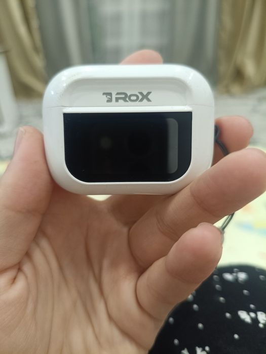 Продам наушник ROX