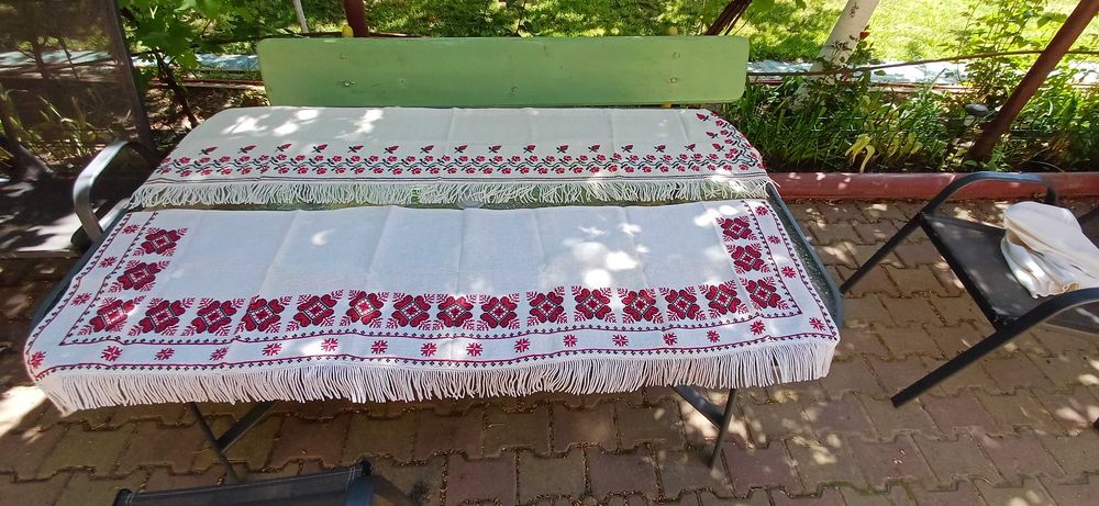 Coverturi lână lucrate manual