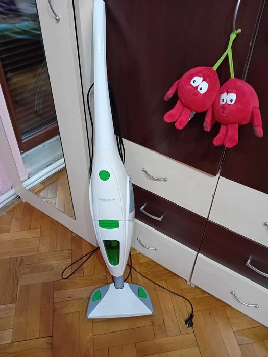 Vand aspirator 250 lei  sau  schimb cu  magnetofon Kashtan sau altul