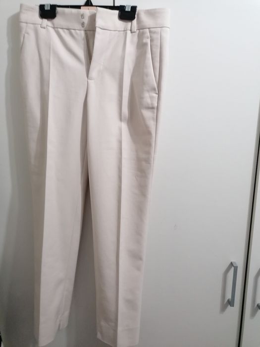 Pantaloni costum