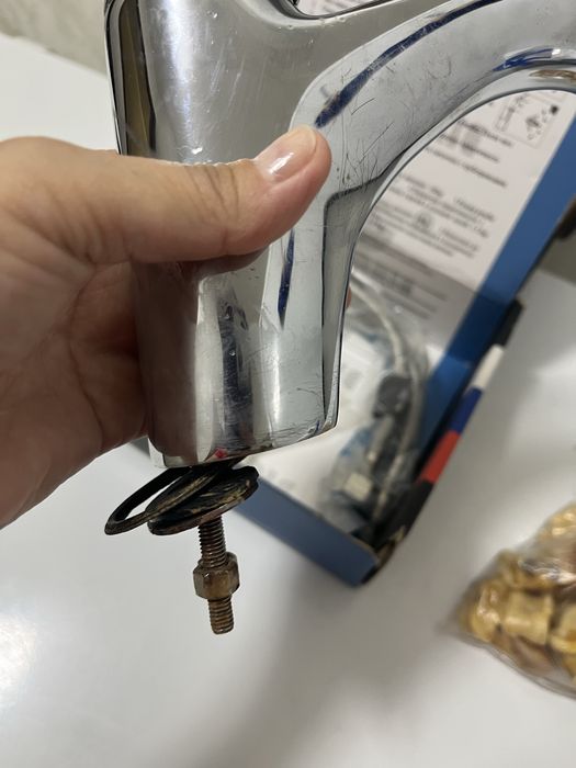 Продам смеситель бу