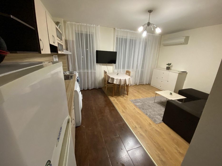 Дава се под наем Тристаен апартамент в Пловдив, Южен - 75 кв.м за 375 € - Снимка #2