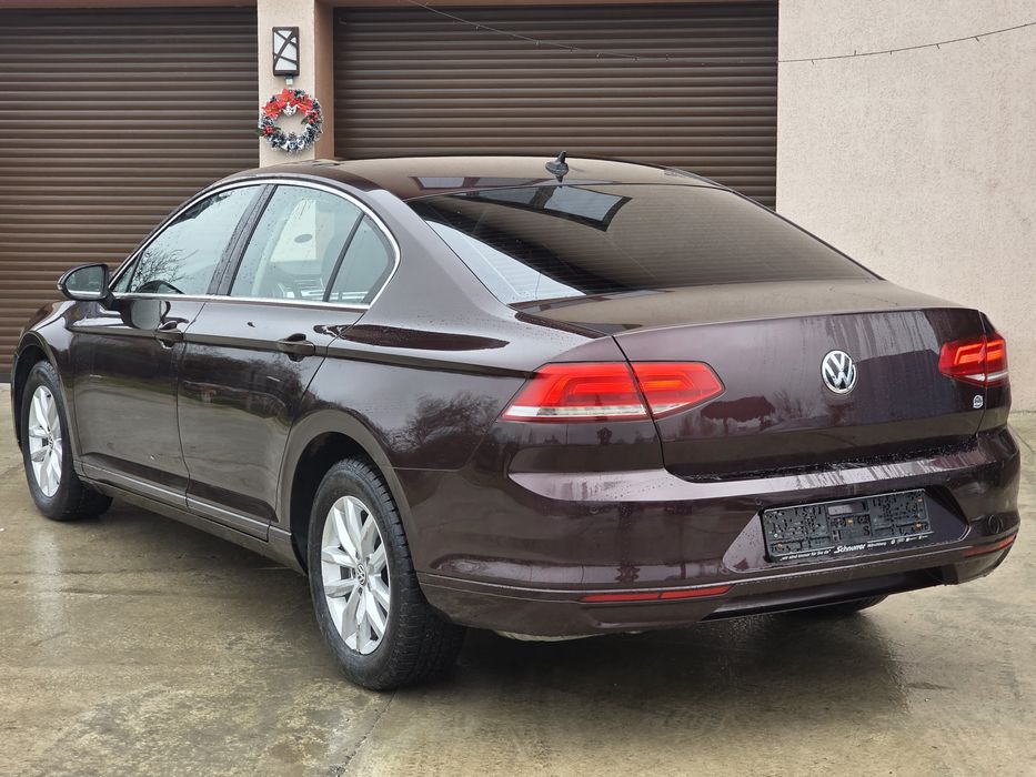 Volkswagen Passat B8 2015 - 88.000KM CERTIFICATI ! -1.4 Benzina / NAVI