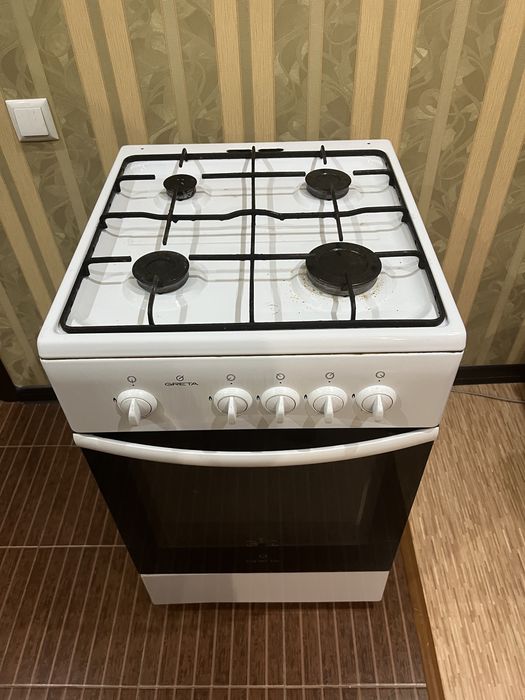 Продам газовую плиту