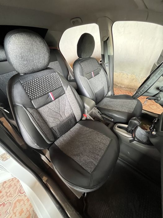 Chevrolet Cobalt 2023 — 8