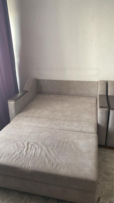 Продам 2дивана раскладные для вещей очень вместимо