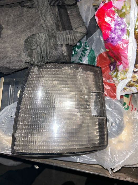 Поворотник т4. Hella black