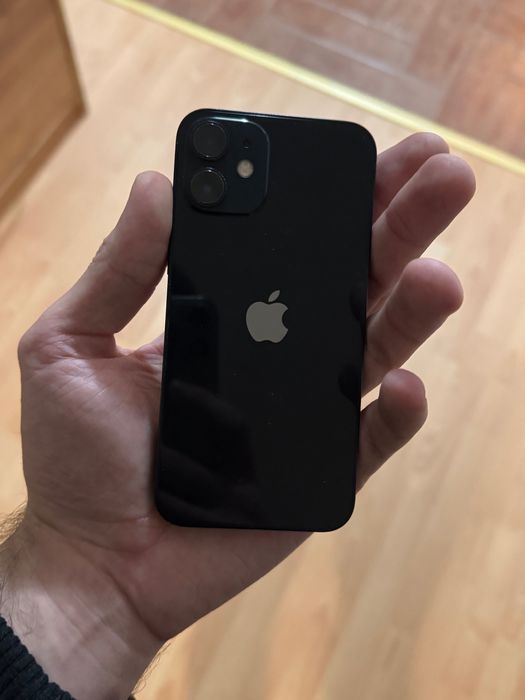 iPhone 12 mini 64GB Black + оригинален кожен калъф и картхолдер