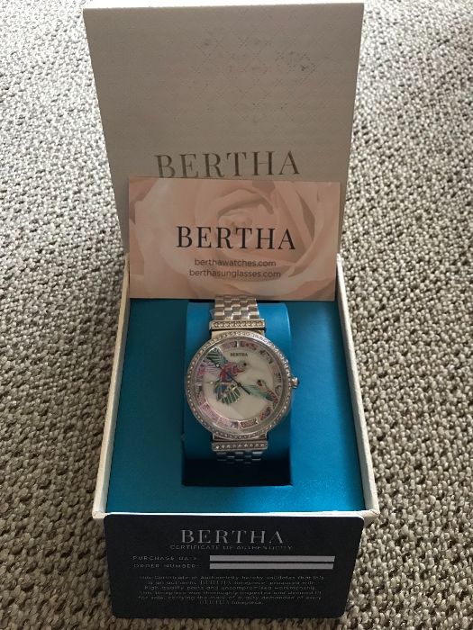 Красив дамски часовник Bertha Emily Колибри