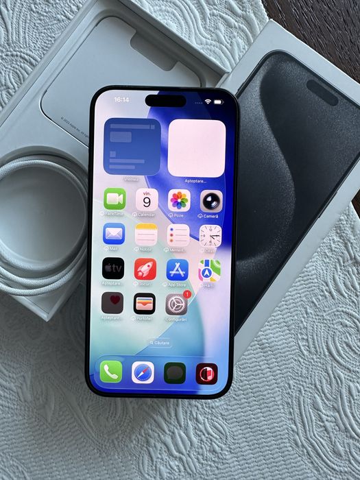 apple iphone 15  Pro Max black 92 baterie