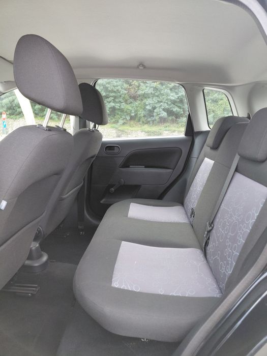 Ford fiesta 1,4 benzina an 2007 euro 4