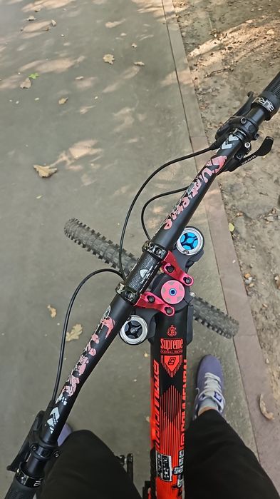 Commencal supreme v4