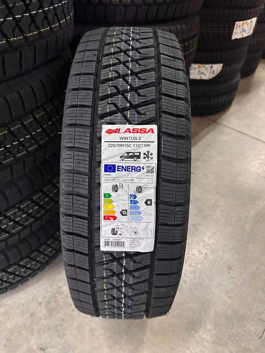 Нови Зимни бусови гуми Lassa Wintus 2