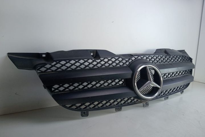 Grila radiator A9068800385 Mercedes-Benz Sprinter a 2-a generatie 906