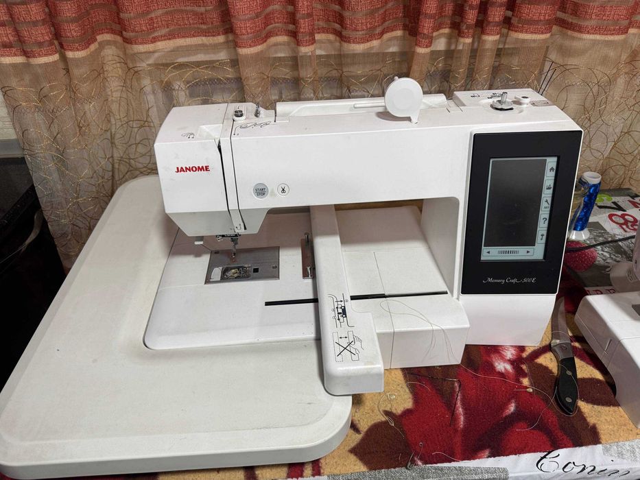 вышивальная  машинака Janome 500E