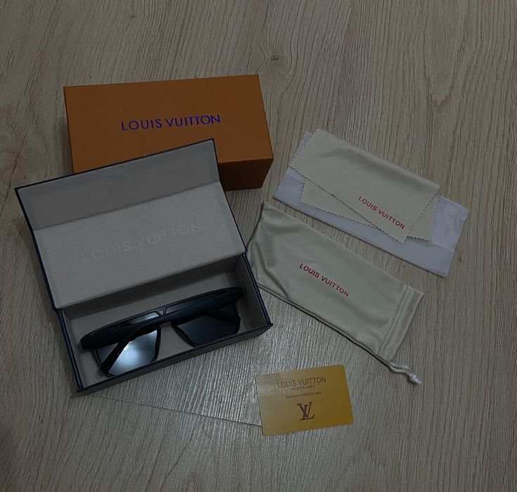 Ochelari de soare Louis Vouitton