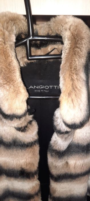 Продается красивая шуба Шиншила