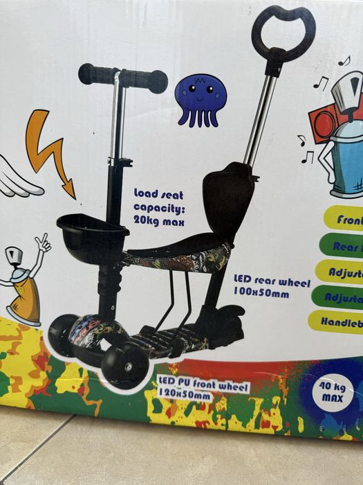 Детски скутер / тротинетка със седалка