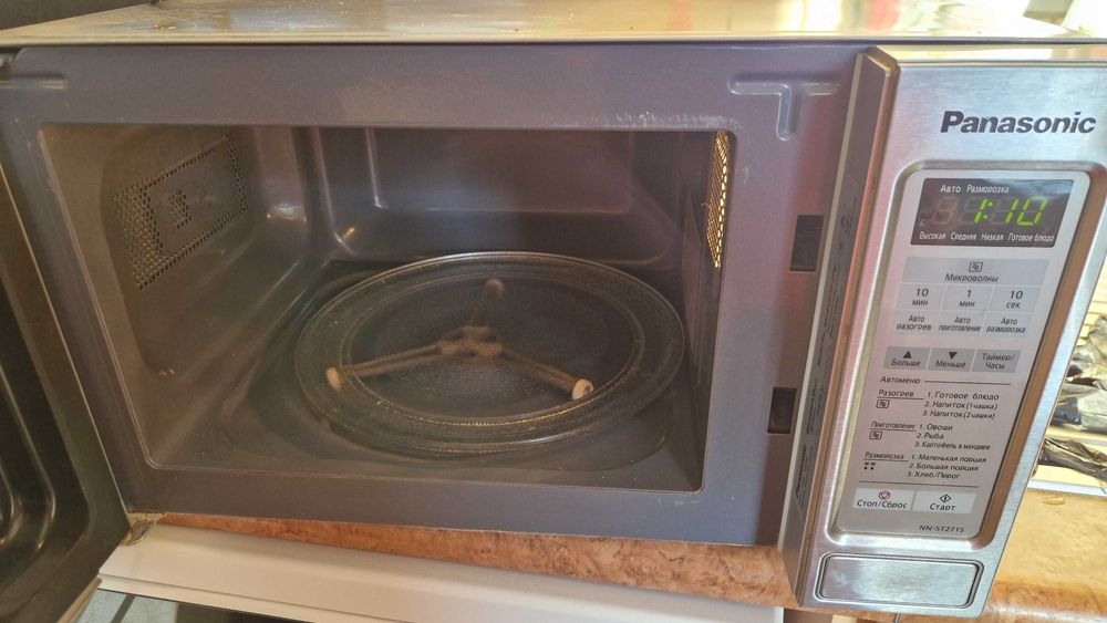 Продам микроволновую печь