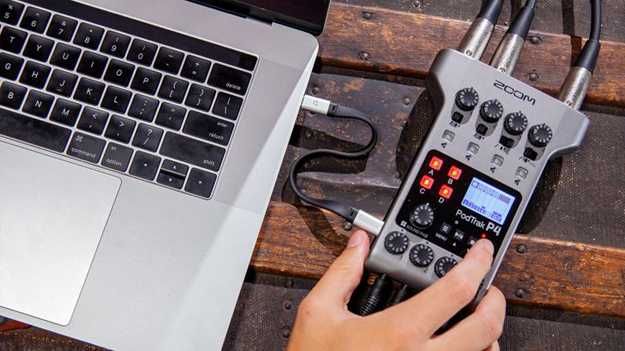 Zoom PodTrak P4 | Podcast | Подкаст | Рекордер