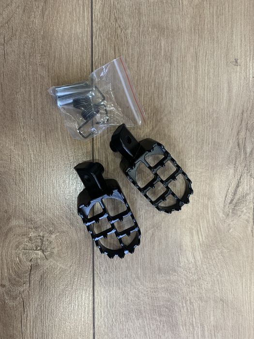 Подножки водителя для питбайка