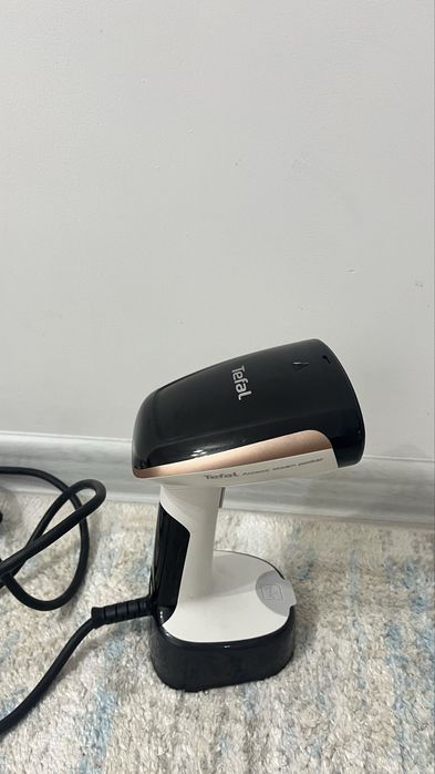 Паровой утюк новый Tefal