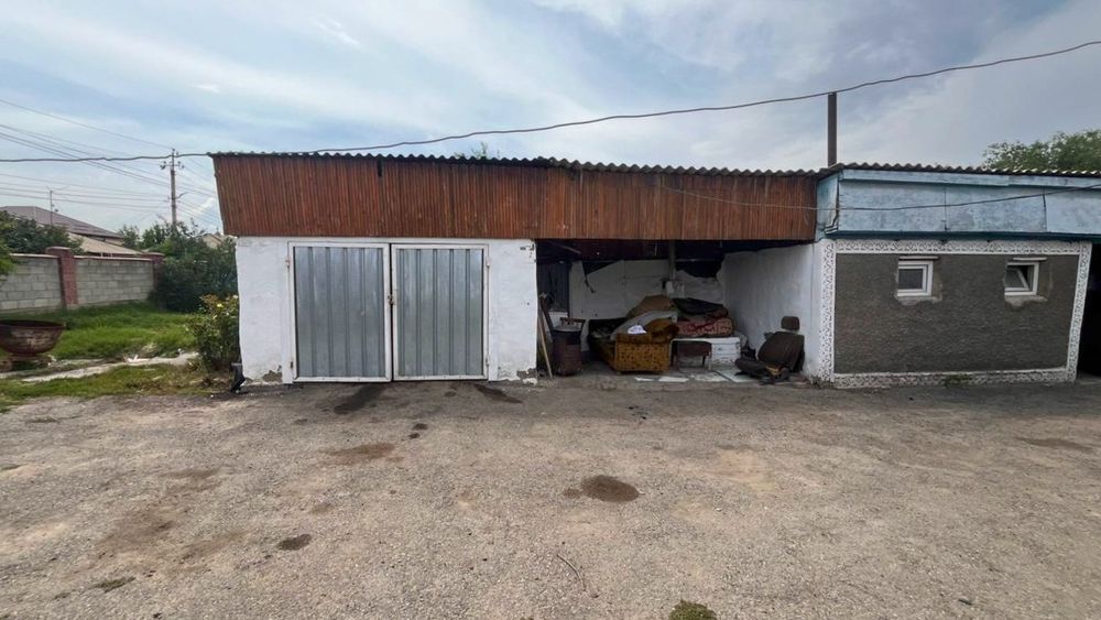 Продам дом с магазином