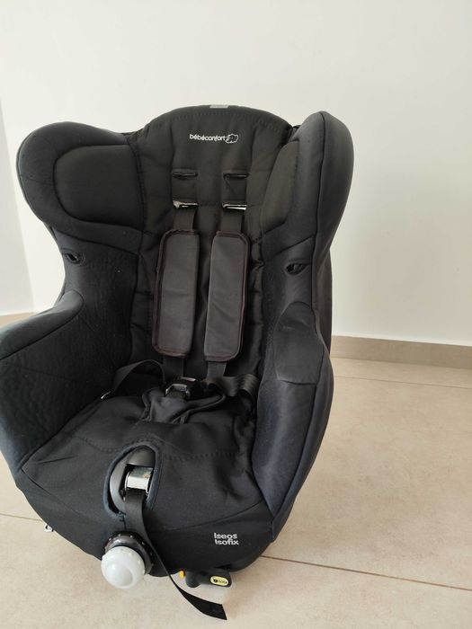 Столче за автомобил със система изофикс