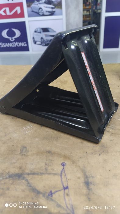 Противооткатный для колесо