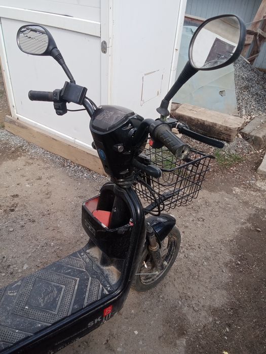 Ск8 скутор продам