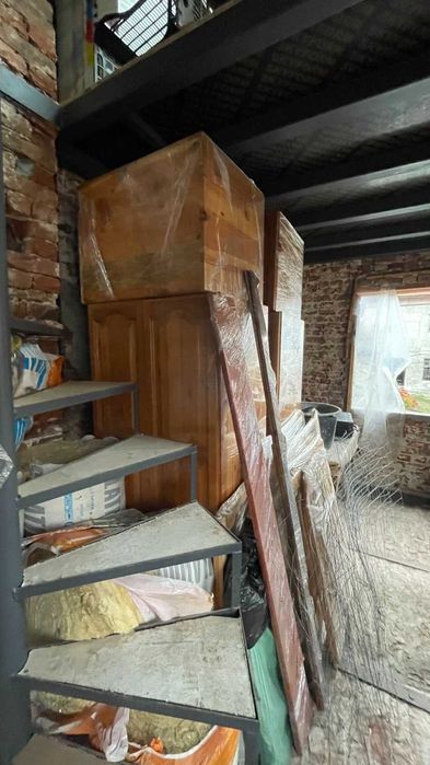 Мебели от масив, бюро, гардероб, маса, шкаф