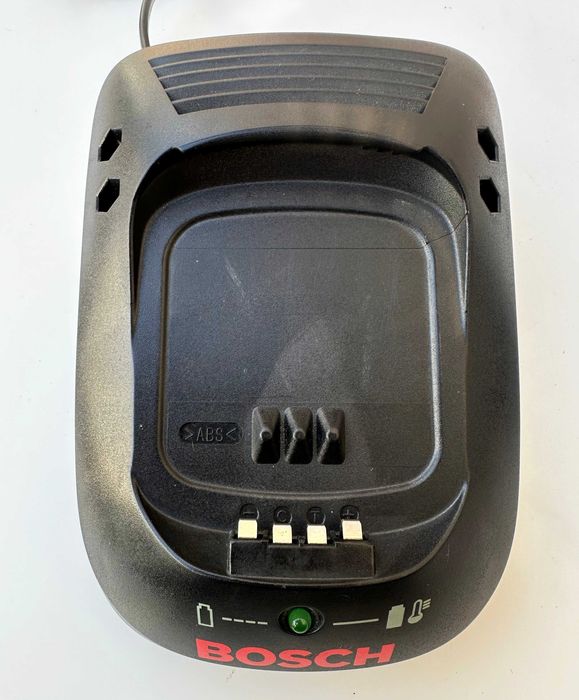 Зарядно устройство Bosch AL 2215 CV и Батерия Bosch Power 4ALL 18V 2Ah