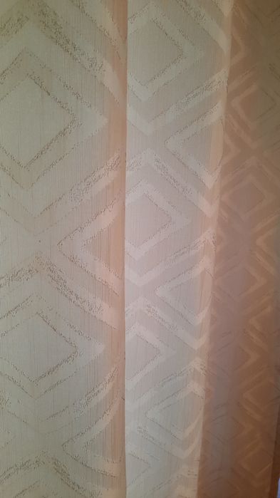 Vând  2 draperii, calitate bună