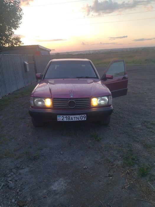 Продам мерседес 190