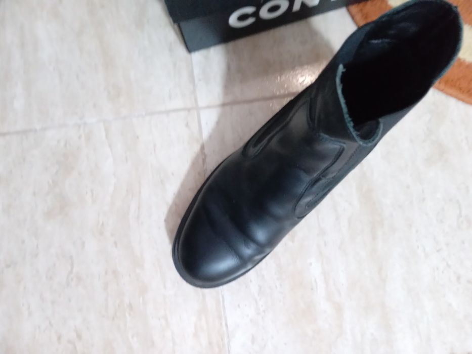 Vând ghete pentru femei din piele numărul 40