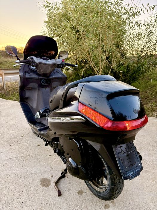 Scuter Piaggio x8 250 cc recent adus !cu acte in regula !