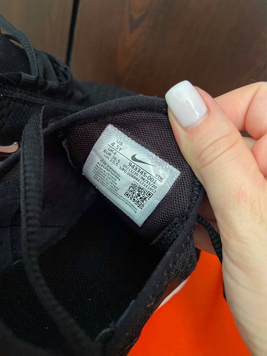 Nike Air Max 270 – оригинални Размер 36.5 (US 4.5Y)