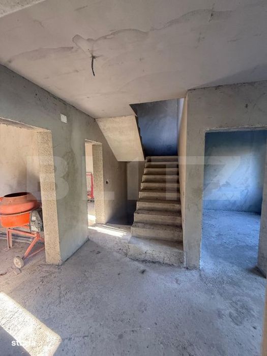 Casa Duplex la rosu, 222 mp utili, teren 423 mp, Burdujeni, Suceava