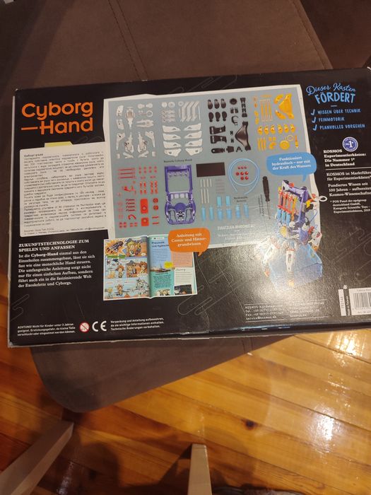 Cyborg Hand игра за сглобяване за деца над 10 години