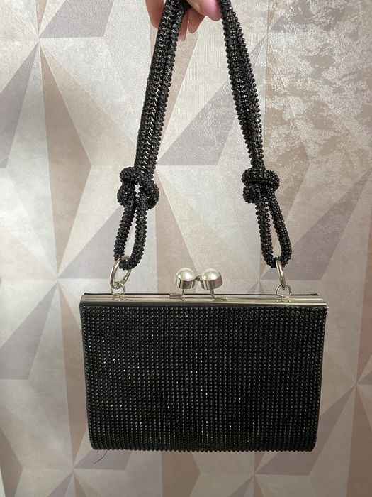 Мини черна чанта