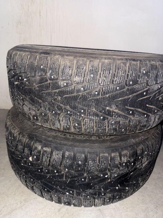 Шины зимние шипованные Nokian R18