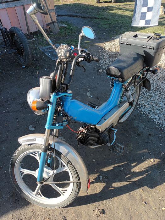 Vand scuter 49 în stare de funcționare