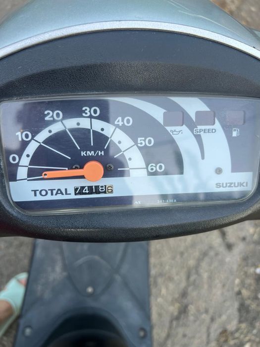 Продам Скутер Suzuki lets 5