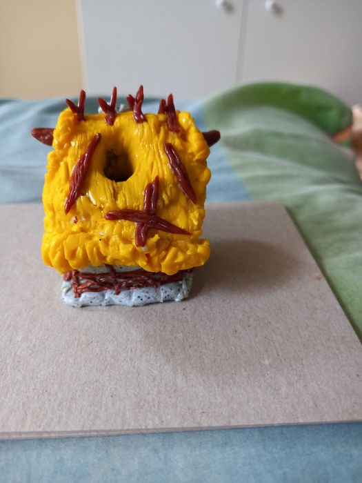 Къщичка моливник от полимерна глина