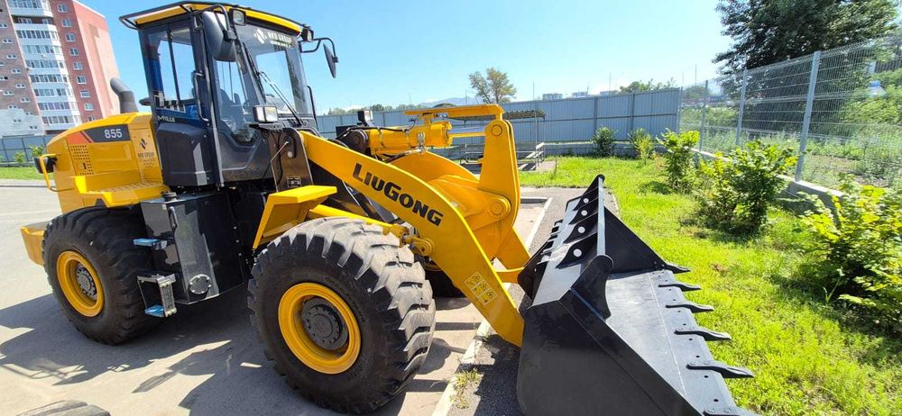 Фронтальный погрузчик LiuGong 855