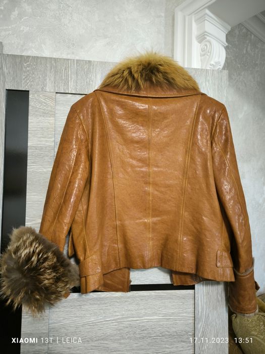 Продаю натуральную кожоную куртку. Размер подойдёт 46_48