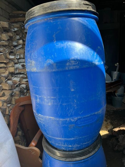 Бочка пластиковая 200 литров