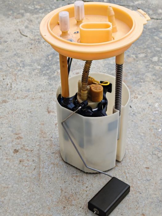 Pompa motorina 1.9 tdi Seat Leon ,Skoda Octavia ,Vw