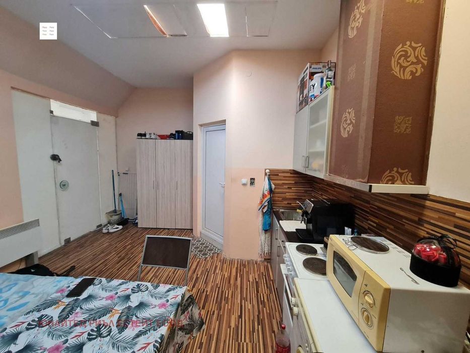 Дава се под наем Едностаен апартамент в София, Студентски град - 30 кв.м за 229.5 € - Снимка #1